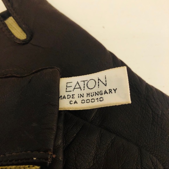 Pair of vintage embroidered lined leather gloves - Picture 6 of 8